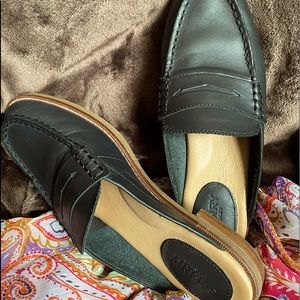 Sperry Black slip on. New